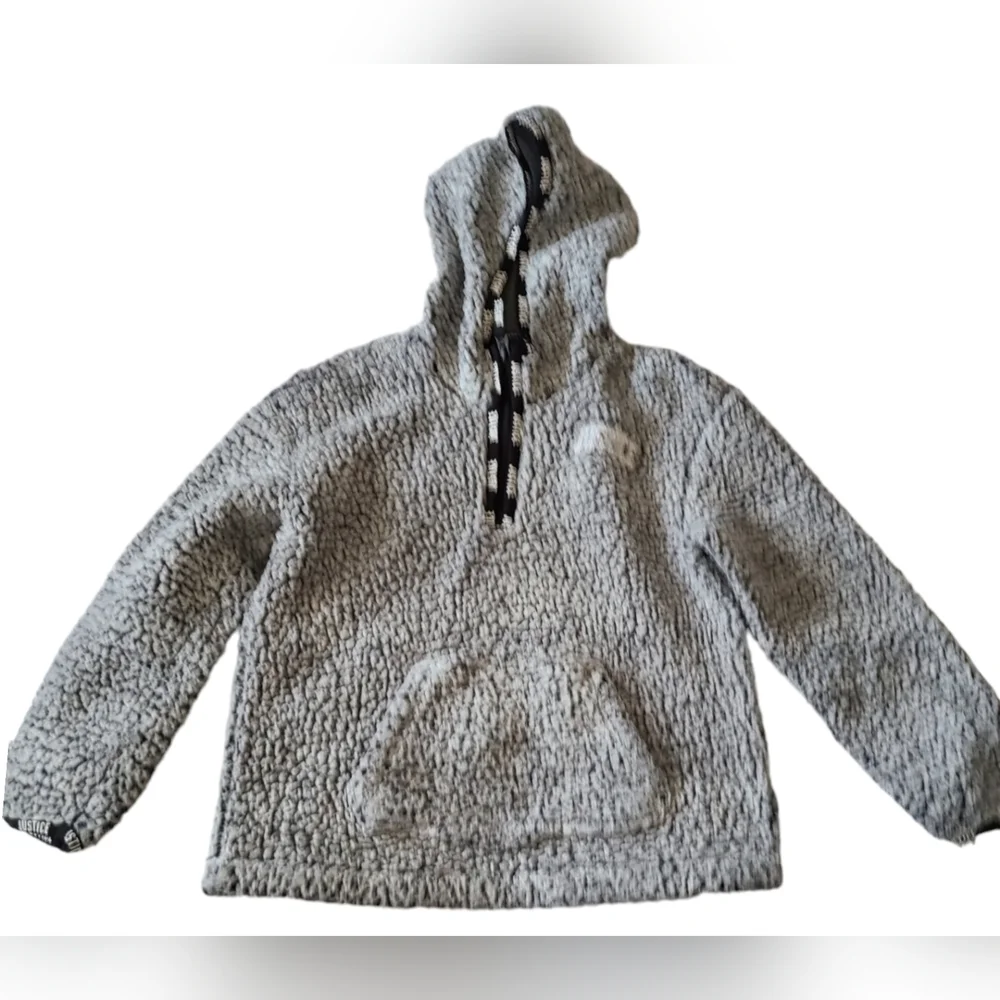 JUSTICE | CHILDRENS GRAY FLEECE JACKET HOODIE WITH FRONT POCKET | SIZE 6/7